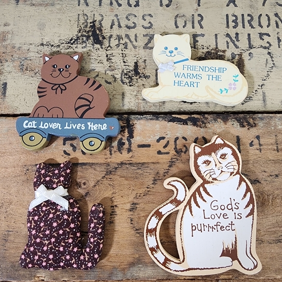 Set of 4 vintage wooden cat magnets - Picture 1 of 10